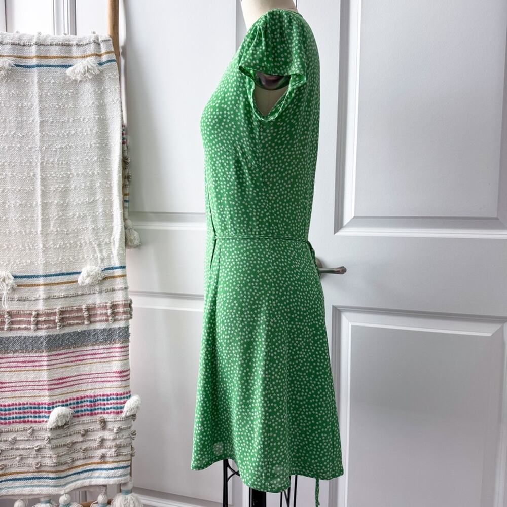 Reformation Dawn Green White Floral Short Sleeve Wrap Mini Dress Women’s Size XS - Picture 4 of 9